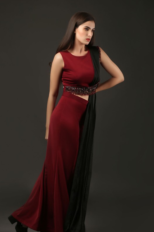 VOLVO SKIRT FLAP DUPATTA DRAPE CROPTOP